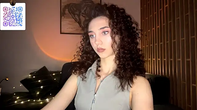 LinaMour online show from March 1, 2026, 10:23 pm