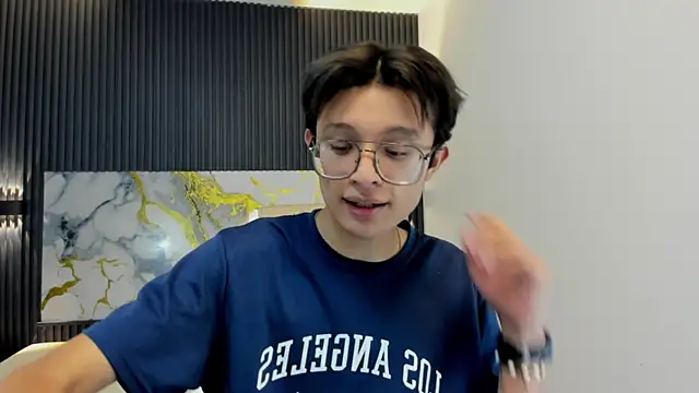 SantiagoRusso18 online show from November 27, 2025, 4:25 am