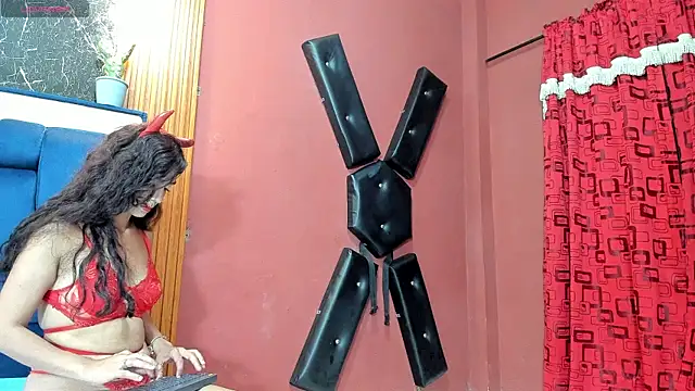 JisooLuv online show from November 18, 2025, 7:40 pm