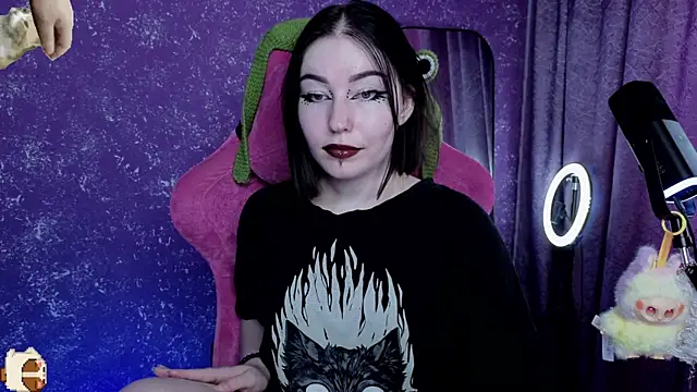 MargarettRose online show from July 14, 2026, 2:05 am