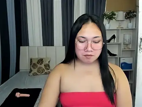 TsUncutKaren online show from February 24, 2026, 5:22 pm