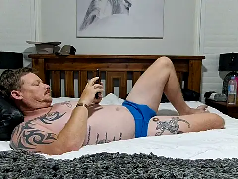 Snapshot of brokecountrylads chatting on March 5, 2026, 9:49 am brokecountrylads online show from March 5, 2026, 9:49 am