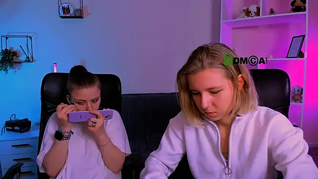 gloria bubble online show from November 9, 2025, 11:19 am