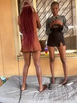 Snapshot of Melanin2002 chatting on September 11, 2025, 1:00 pm Melanin2002 online show from September 11, 2025, 1:00 pm