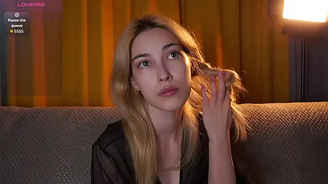 AngelicRice online show from March 26, 2026, 1:17 pm