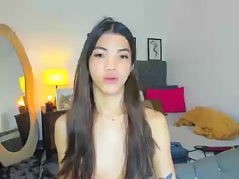 CassieSommereux online show from October 29, 2025, 9:44 am