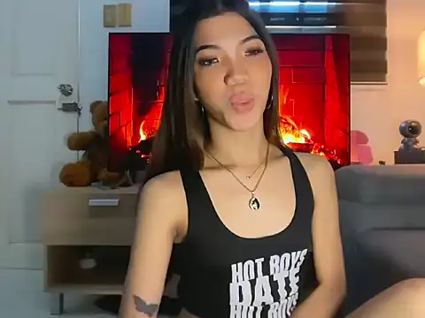 CassieSommereux online show from February 18, 2026, 11:33 pm