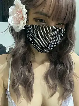  Rin hot online show from September 10, 2025, 12:05 pm