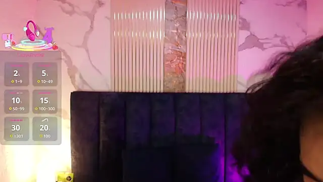 yunkeyc online show from December 21, 2025, 1:02 am