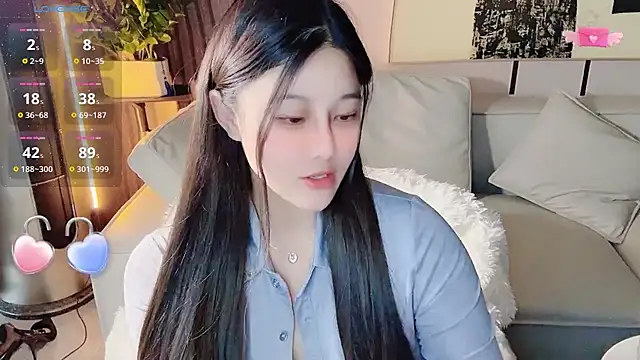 Auu-777 online show from April 19, 2026, 1:16 am