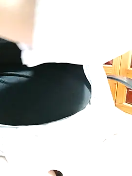 Tasu774 online show from November 22, 2025, 5:12 pm