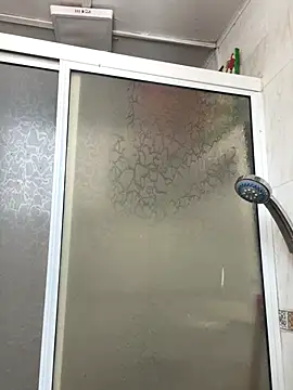 sukubo   online show from November 5, 2025, 9:04 pm