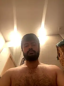 Snapshot of Agusmini chatting on January 10, 2026, 11:31 pm Agusmini online show from January 10, 2026, 11:31 pm