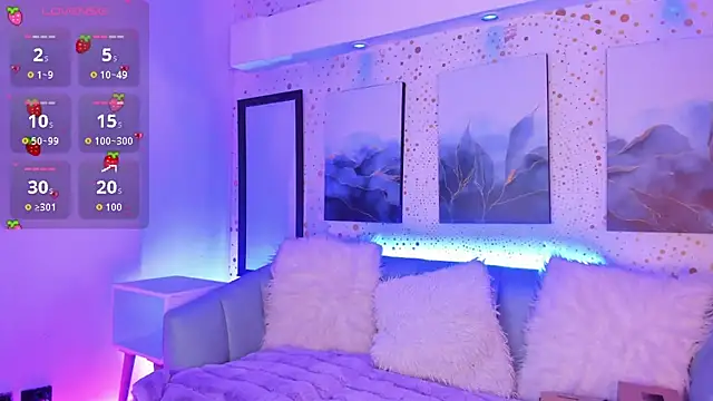 ArianaSantana online show from September 10, 2025, 12:49 pm