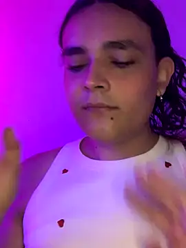 La-Gatatrans online show from October 6, 2025, 12:02 pm