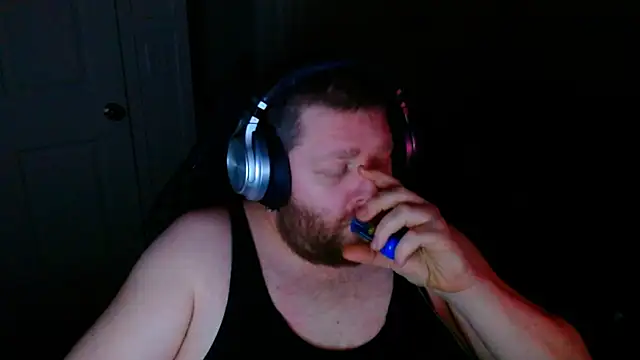 NeedyGlister online show from September 28, 2025, 5:35 am