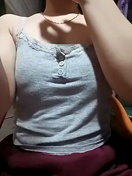 LucyyLy online show from April 14, 2026, 10:49 pm