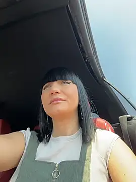 MysticCleo online show from May 28, 2026, 12:02 pm