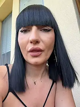MysticCleo online show from June 14, 2026, 10:28 am