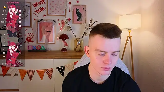 happy de1mos online show from November 3, 2025, 9:05 pm