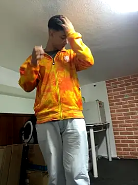 condenovin online show from September 25, 2025, 2:32 pm