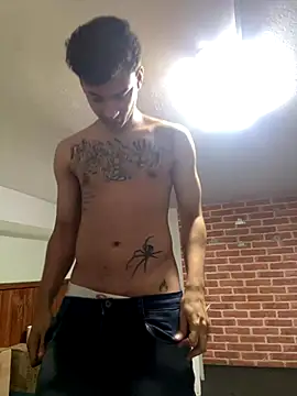 condenovin online show from November 13, 2025, 6:40 pm