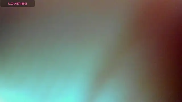 Snapshot of HELEN_DAVIS3 chatting on October 16, 2025, 12:28 pm HELEN DAVIS3 online show from October 16, 2025, 12:28 pm