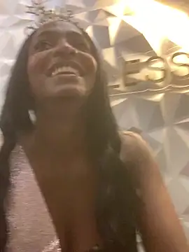 JanneCooper online show from April 14, 2026, 7:42 pm