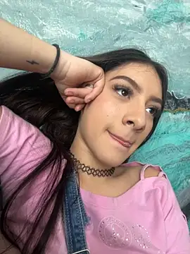 AlliceCopper online show from September 27, 2025, 2:33 pm