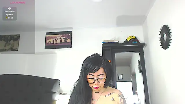 Vicky hotmilf online show from January 16, 2026, 9:02 am