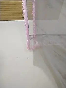 Helen69x online show from November 9, 2025, 2:15 pm