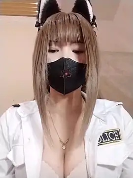 Helen69x online show from April 5, 2026, 4:04 pm