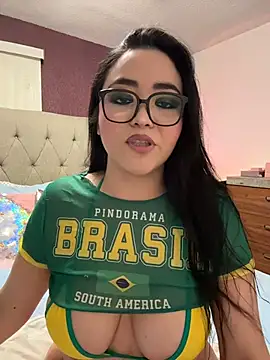 MyHoneyFrida online show from January 17, 2026, 12:48 am