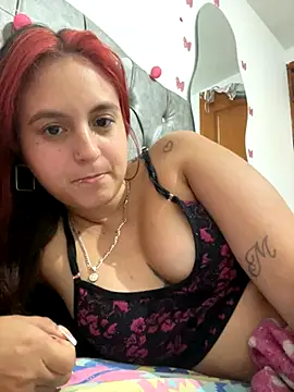 EmilyCoy  online show from November 9, 2025, 7:45 pm