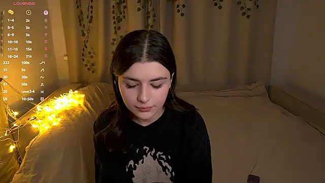 pyro flerrr online show from November 4, 2025, 3:11 pm