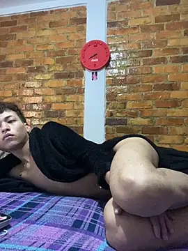 Thiago blsd online show from October 15, 2025, 5:02 pm