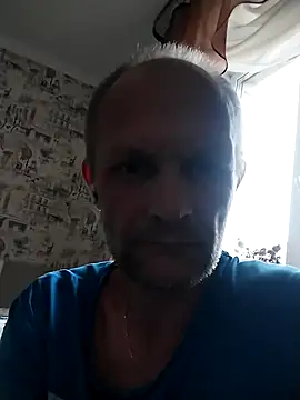 Snapshot of mishania45 chatting on November 3, 2025, 8:59 am mishania45 online show from November 3, 2025, 8:59 am