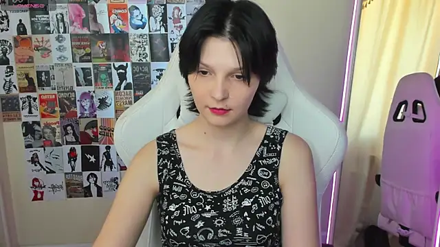 AudreyyKim online show from September 19, 2025, 8:38 am