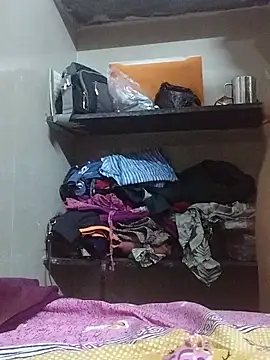 desi boudi87 online show from February 19, 2026, 6:37 pm