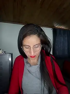 Snapshot of ERIKA__29 chatting on September 11, 2025, 12:05 pm ERIKA  29 online show from September 11, 2025, 12:05 pm