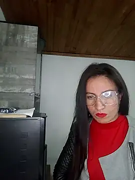 Snapshot of ERIKA__29 chatting on September 15, 2025, 12:05 pm ERIKA  29 online show from September 15, 2025, 12:05 pm