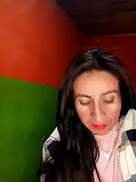 Snapshot of ERIKA__29 chatting on September 22, 2025, 2:13 am ERIKA  29 online show from September 22, 2025, 2:13 am