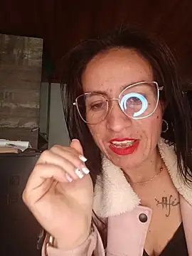 Snapshot of ERIKA__29 chatting on September 26, 2025, 11:58 am ERIKA  29 online show from September 26, 2025, 11:58 am