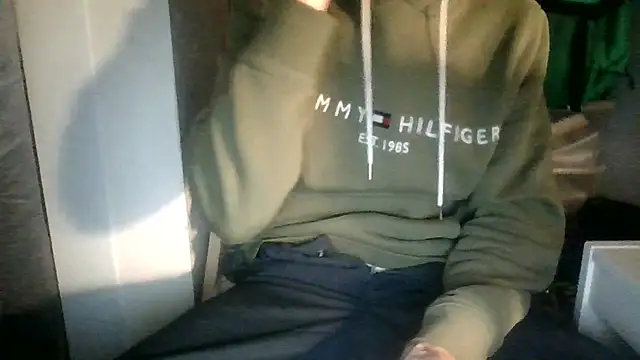 juju78jujuu online show from October 18, 2025, 5:57 pm