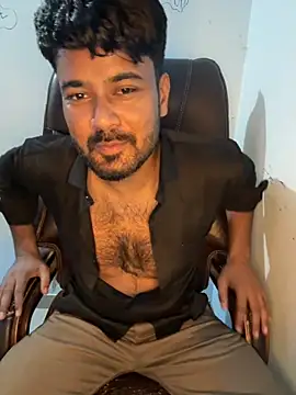 Snapshot of MeekBatgirl chatting on October 8, 2025, 4:04 pm MeekBatgirl online show from October 8, 2025, 4:04 pm