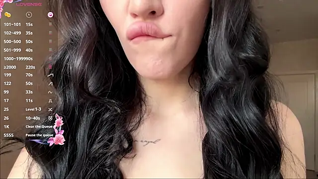 AuraJefcoat online show from April 2, 2026, 12:47 pm