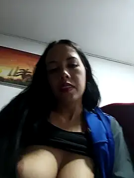 MiaForever1 online show from February 5, 2026, 2:05 am