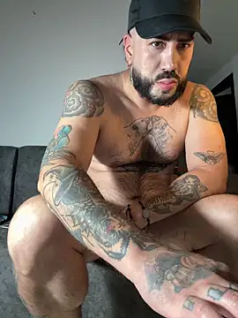 DaddyBear   online show from January 6, 2026, 2:04 am