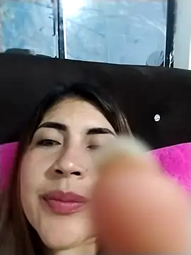 Camila latina 0 online show from September 18, 2025, 1:18 am