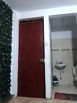 Camila latina 0 online show from November 20, 2025, 4:12 am